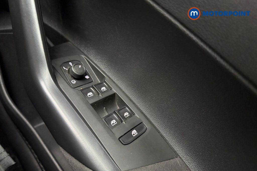 Volkswagen Polo Life Manual Petrol Hatchback - Stock Number (1678869) - 15th supplementary image