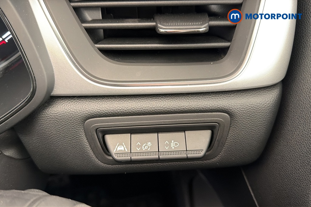 Renault Captur Techno Manual Petrol SUV - Stock Number (1678917) - 11th supplementary image