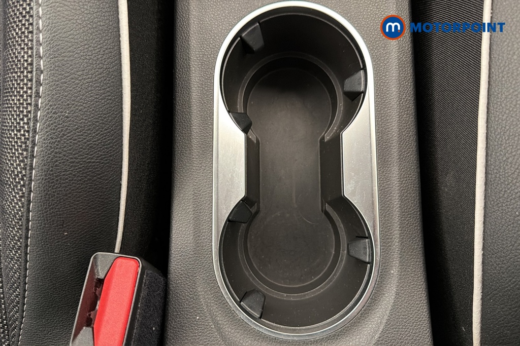 Renault Captur Techno Manual Petrol SUV - Stock Number (1678917) - 16th supplementary image
