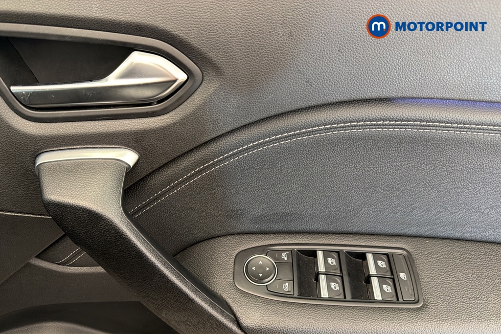 Renault Captur Techno Manual Petrol SUV - Stock Number (1678917) - 19th supplementary image