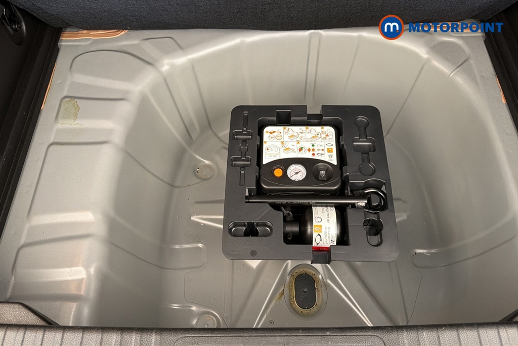 Renault Captur Techno Manual Petrol SUV - Stock Number (1678917) - 33rd supplementary image