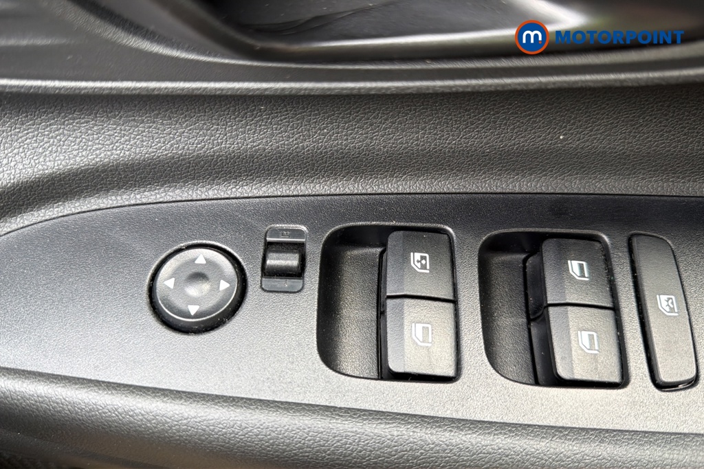 Hyundai I20 Advance Automatic Petrol Hatchback - Stock Number (1679219) - 19th supplementary image