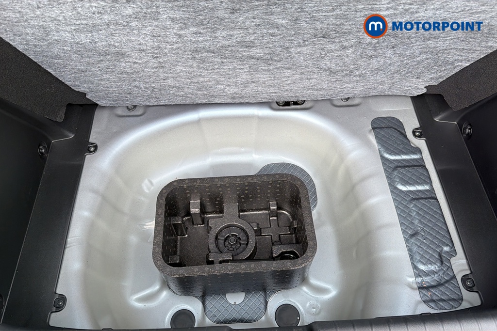 Hyundai I20 Advance Automatic Petrol Hatchback - Stock Number (1679219) - 33rd supplementary image