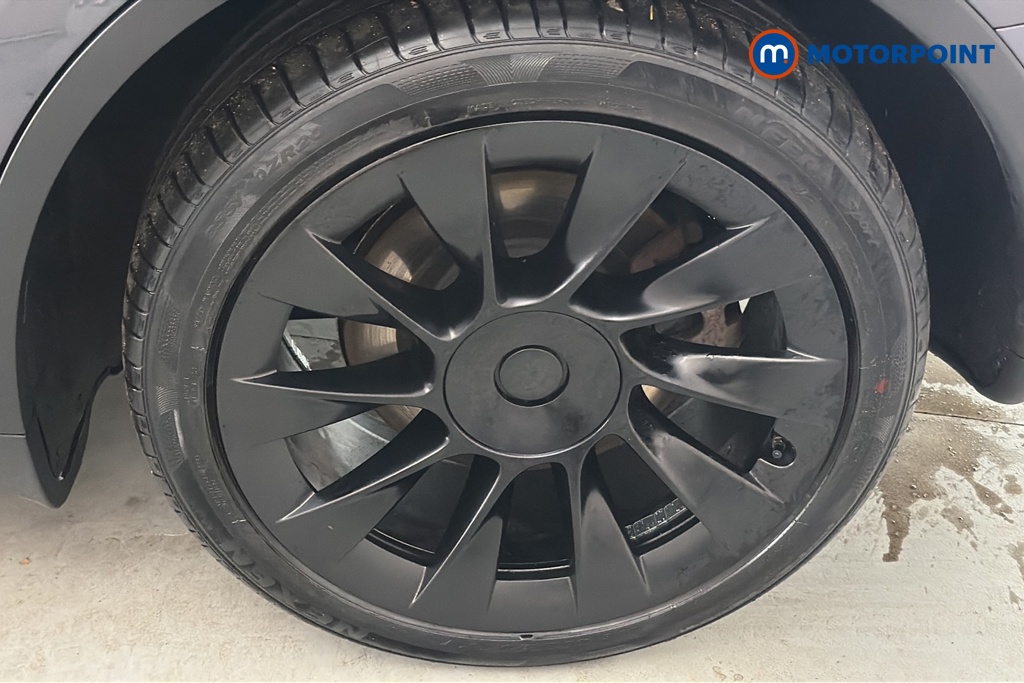 Tesla Model Y Long Range Automatic Electric SUV - Stock Number (1679371) - 45th supplementary image