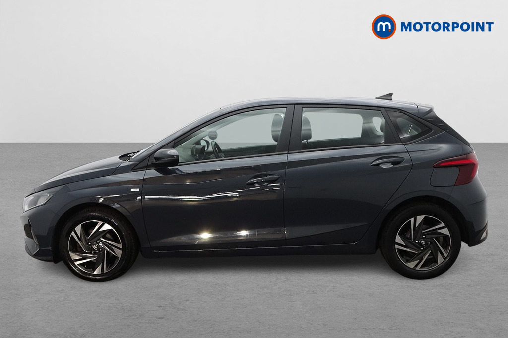 Hyundai I20 Se Connect Manual Petrol Hatchback - Stock Number (1680215) - Passenger side