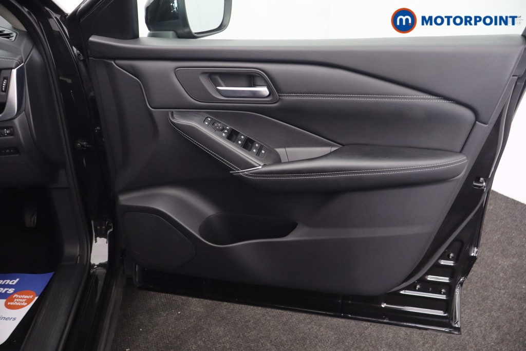Nissan Qashqai N-Connecta Automatic Petrol SUV - Stock Number (1680465) - 17th supplementary image