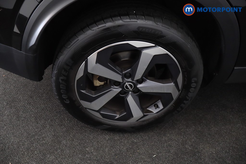 Nissan Qashqai N-Connecta Automatic Petrol SUV - Stock Number (1680465) - 26th supplementary image