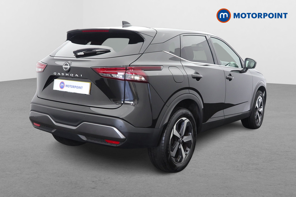 Nissan Qashqai N-Connecta Automatic Petrol SUV - Stock Number (1680465) - Drivers side rear corner