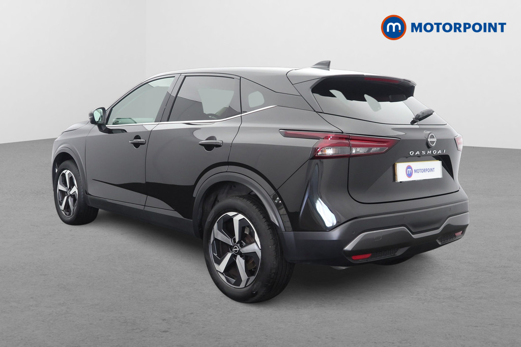 Nissan Qashqai N-Connecta Automatic Petrol SUV - Stock Number (1680465) - Passenger side rear corner