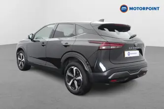 Nissan Qashqai N-Connecta Automatic Petrol SUV - Stock Number (1680465) - Passenger side rear corner
