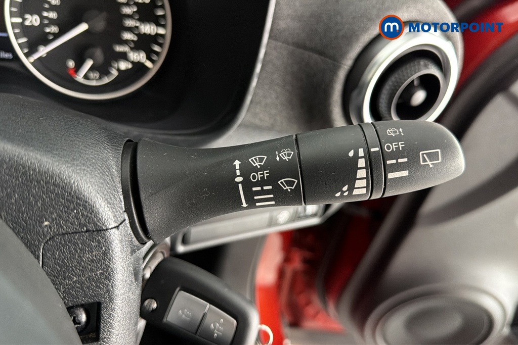 Nissan Juke Acenta Premium Manual Petrol SUV - Stock Number (1680525) - 6th supplementary image