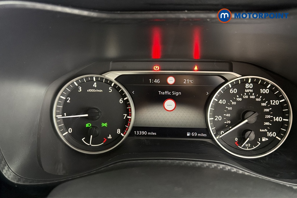 Nissan Juke Acenta Premium Manual Petrol SUV - Stock Number (1680525) - 7th supplementary image