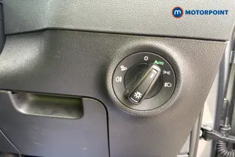 Skoda Karoq Sportline Manual Petrol SUV - Stock Number (1680619) - 11th supplementary image