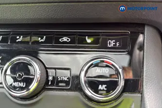 Skoda Karoq Sportline Manual Petrol SUV - Stock Number (1680619) - 14th supplementary image