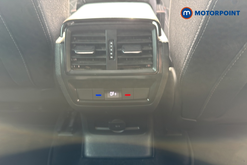 Skoda Karoq Sportline Manual Petrol SUV - Stock Number (1680619) - 28th supplementary image