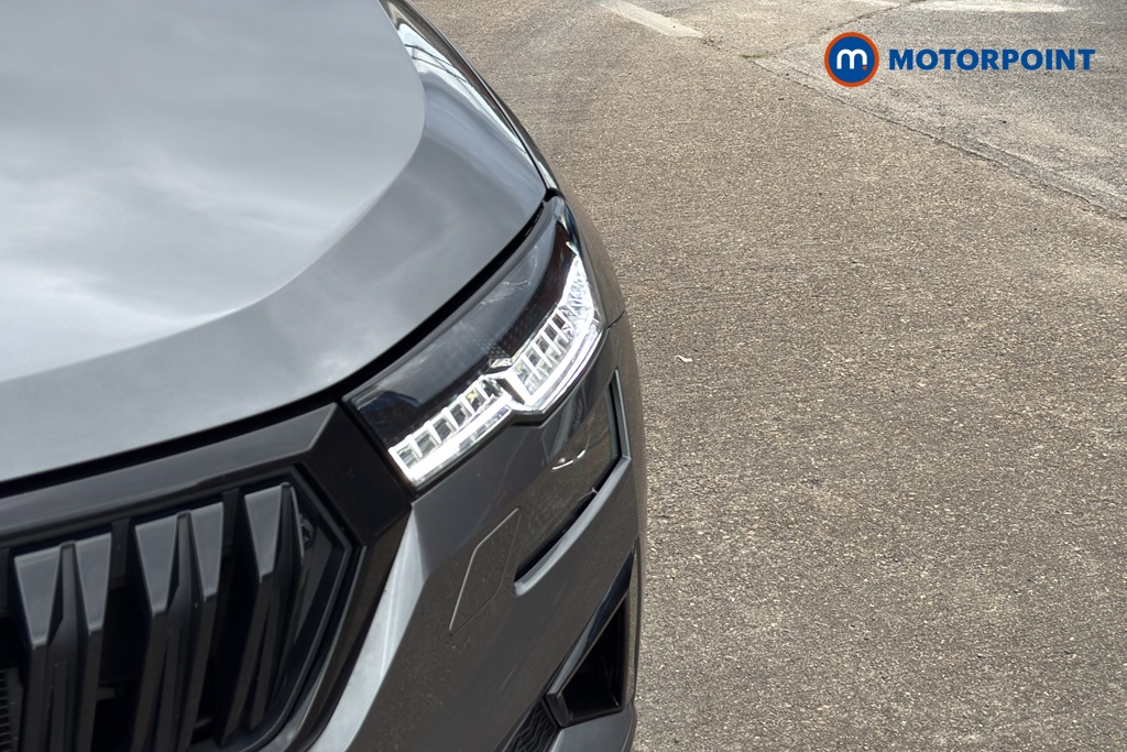 Skoda Karoq Sportline Manual Petrol SUV - Stock Number (1680619) - 42nd supplementary image