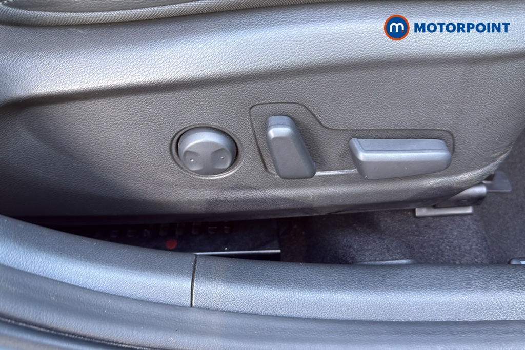 Hyundai Kona Ultimate Manual Petrol SUV - Stock Number (1680622) - 23rd supplementary image