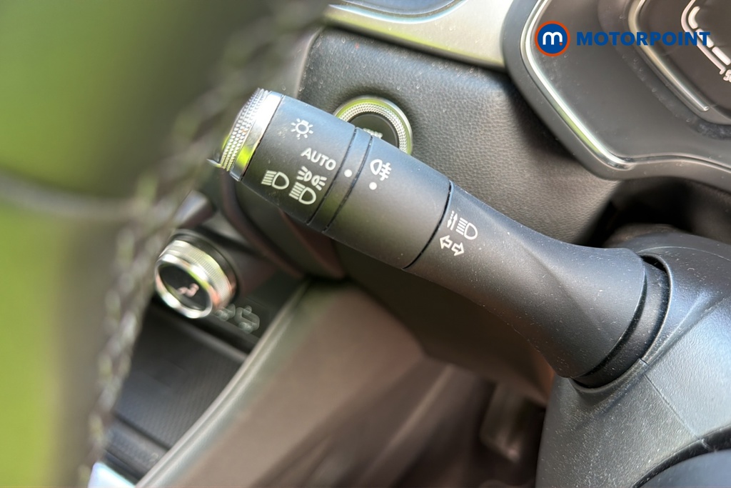 Renault Captur S Edition Manual Petrol SUV - Stock Number (1680715) - 11th supplementary image