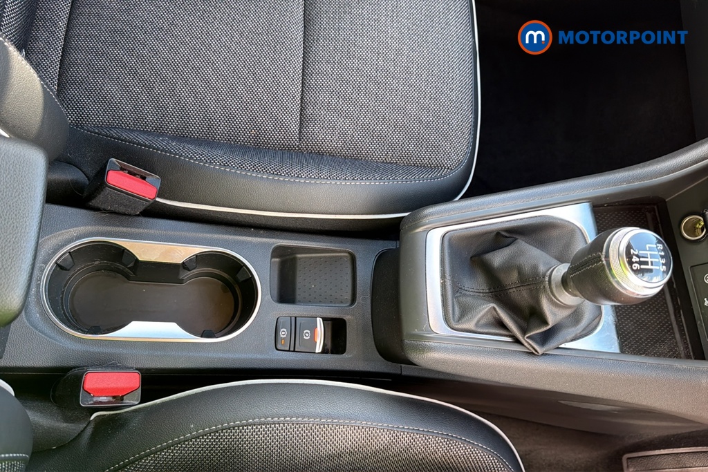 Renault Captur S Edition Manual Petrol SUV - Stock Number (1680715) - 15th supplementary image