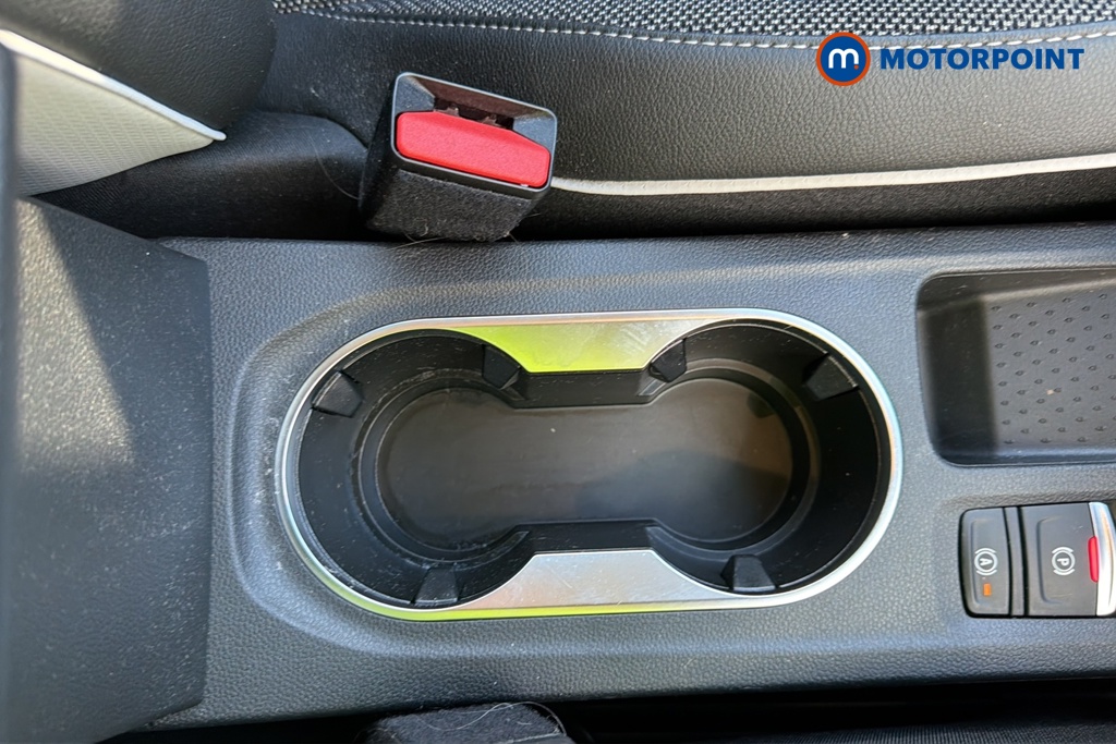 Renault Captur S Edition Manual Petrol SUV - Stock Number (1680715) - 16th supplementary image