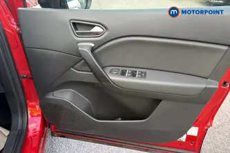 Renault Captur S Edition Manual Petrol SUV - Stock Number (1680715) - 18th supplementary image
