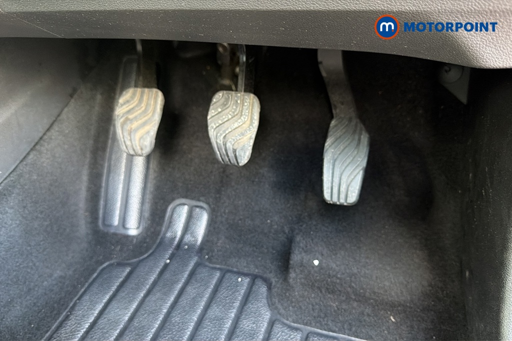Renault Captur S Edition Manual Petrol SUV - Stock Number (1680715) - 24th supplementary image