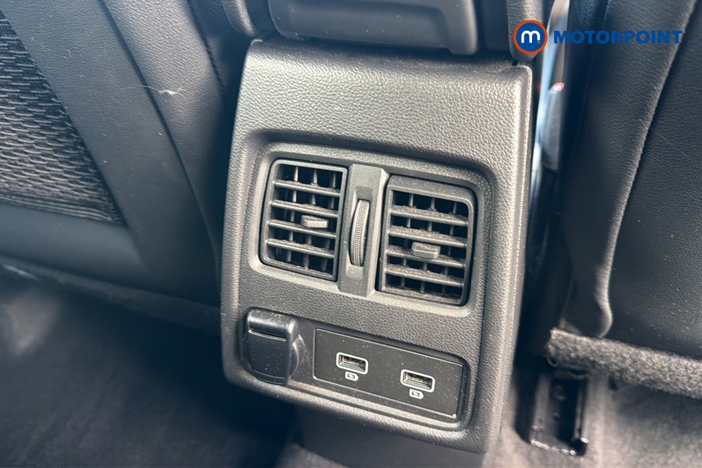 Renault Captur S Edition Manual Petrol SUV - Stock Number (1680715) - 28th supplementary image