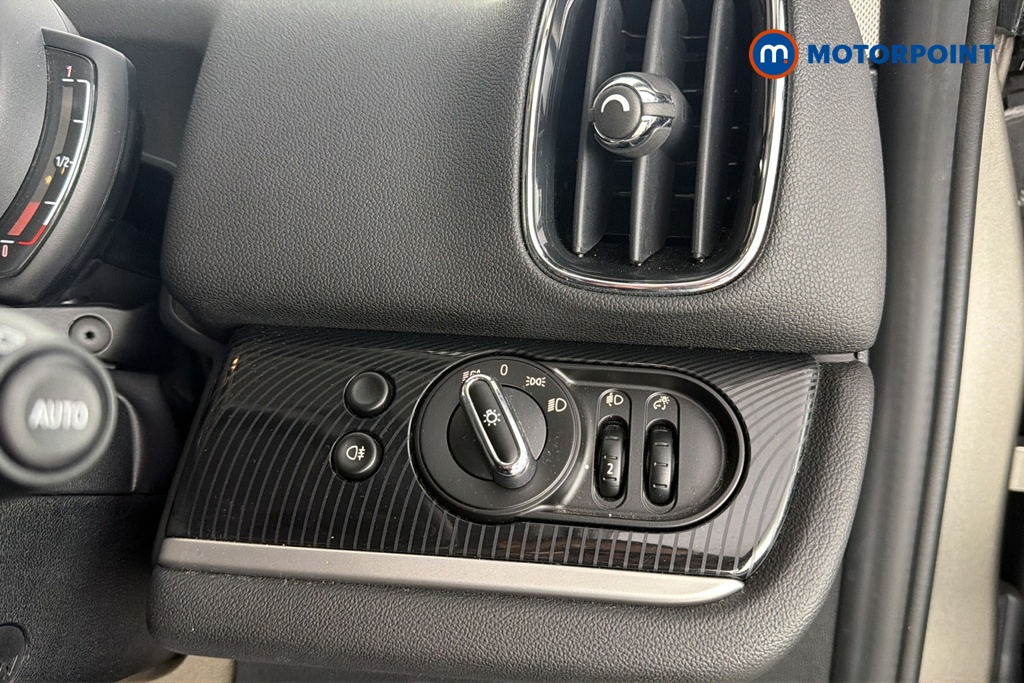 Mini Countryman Cooper Exclusive Automatic Petrol SUV - Stock Number (1680751) - 11th supplementary image