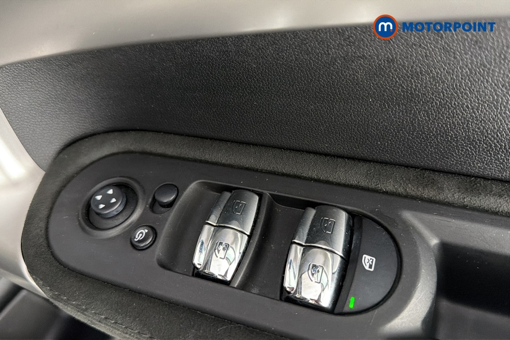 Mini Countryman Cooper Exclusive Automatic Petrol SUV - Stock Number (1680751) - 19th supplementary image