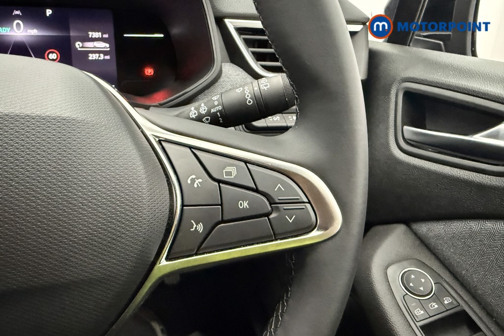 Renault Clio Techno Automatic Petrol-Electric Hybrid Hatchback - Stock Number (1681191) - 9th supplementary image