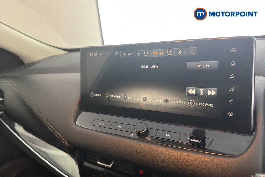 Nissan Qashqai N-Connecta Automatic Petrol SUV - Stock Number (1681539) - 8th supplementary image