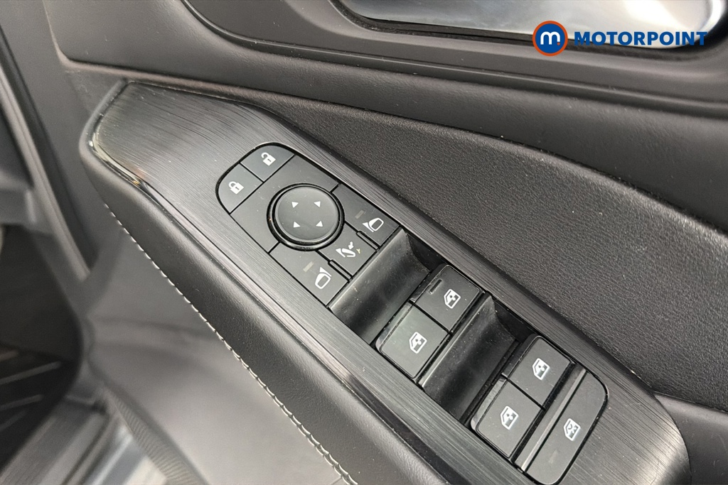 Nissan Qashqai N-Connecta Automatic Petrol SUV - Stock Number (1681539) - 19th supplementary image