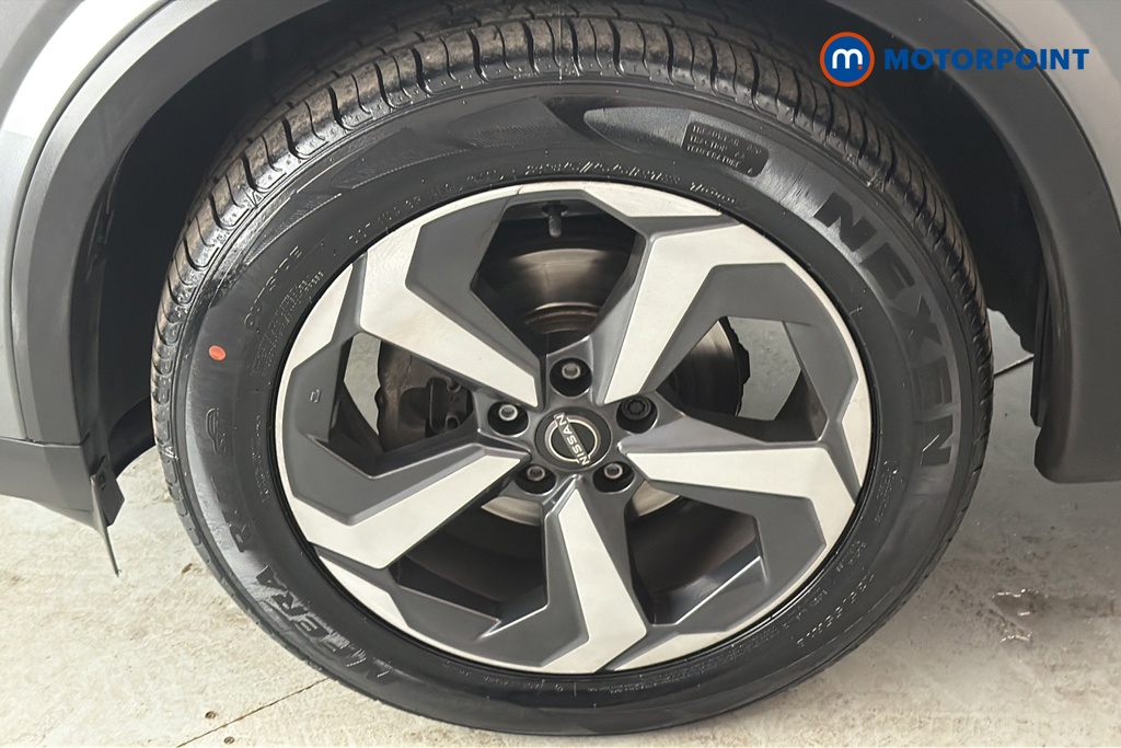Nissan Qashqai N-Connecta Automatic Petrol SUV - Stock Number (1681539) - 44th supplementary image