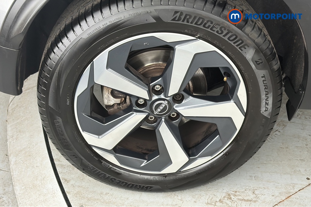 Nissan Qashqai N-Connecta Automatic Petrol SUV - Stock Number (1681539) - 46th supplementary image