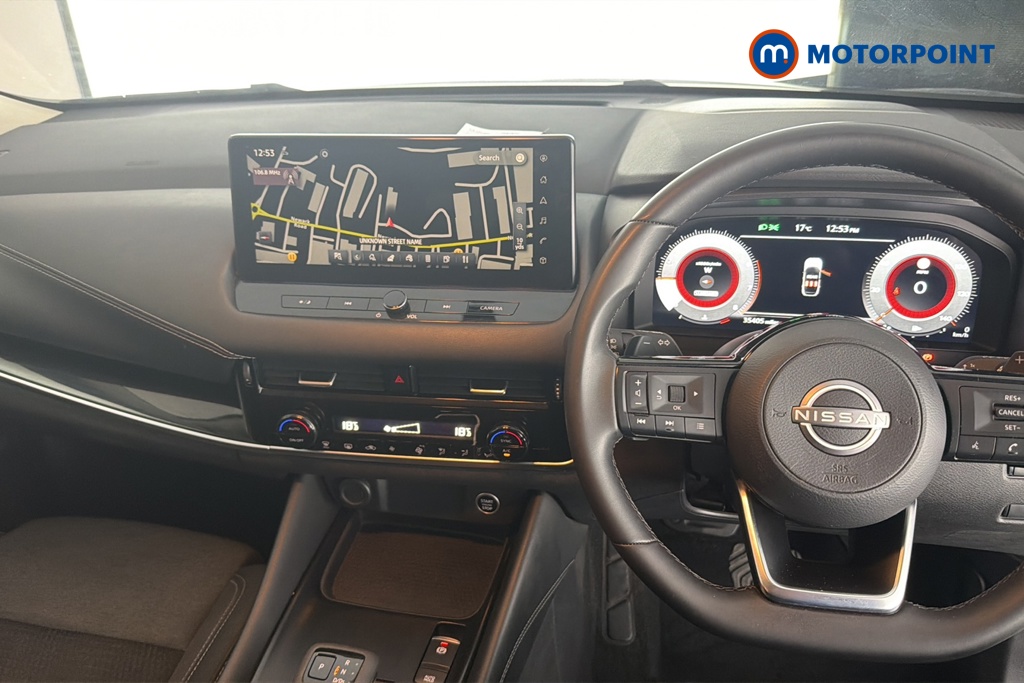 Nissan Qashqai N-Connecta Automatic Petrol SUV - Stock Number (1681539) - 1st supplementary image