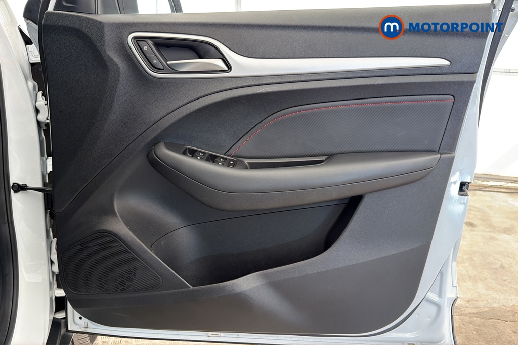 Mg Motor Uk ZS Exclusive Manual Petrol SUV - Stock Number (1682088) - 18th supplementary image