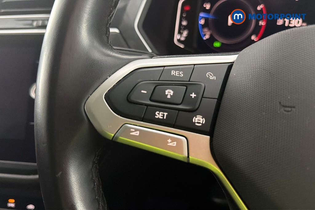 Volkswagen Tiguan Allspace Life Automatic Petrol SUV - Stock Number (1682185) - 4th supplementary image