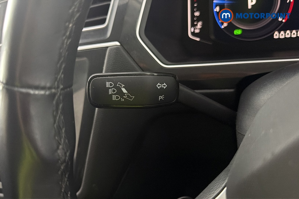 Volkswagen Tiguan Allspace Life Automatic Petrol SUV - Stock Number (1682185) - 5th supplementary image