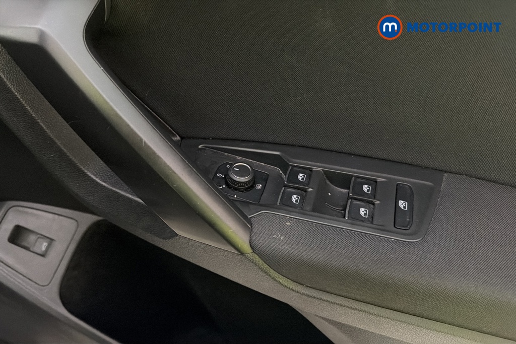 Volkswagen Tiguan Allspace Life Automatic Petrol SUV - Stock Number (1682185) - 19th supplementary image
