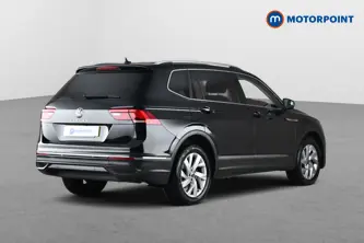 Volkswagen Tiguan Allspace Life Automatic Petrol SUV - Stock Number (1682185) - Passenger side rear corner