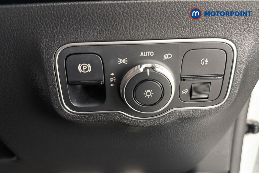 Mercedes-Benz GLA Amg Line Automatic Petrol Plug-In Hybrid SUV - Stock Number (1682237) - 11th supplementary image