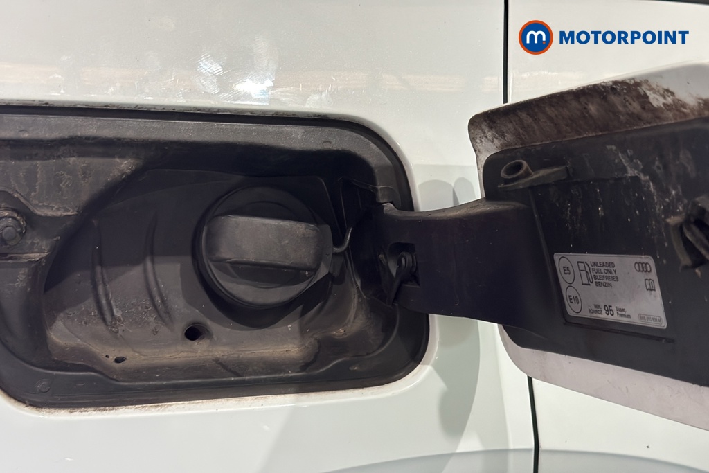 Audi Q2 S Line Manual Petrol SUV - Stock Number (1682508) - 41st supplementary image
