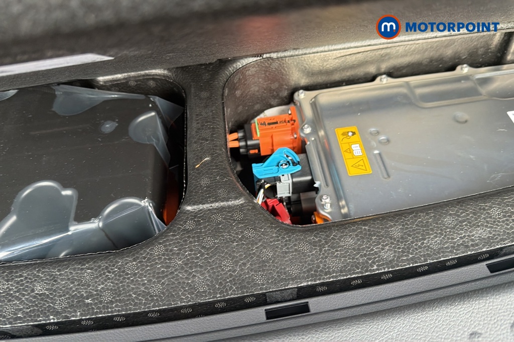 Chery Tiggo 8 Summit Automatic Petrol Plug-In Hybrid SUV - Stock Number (1682782) - 33rd supplementary image