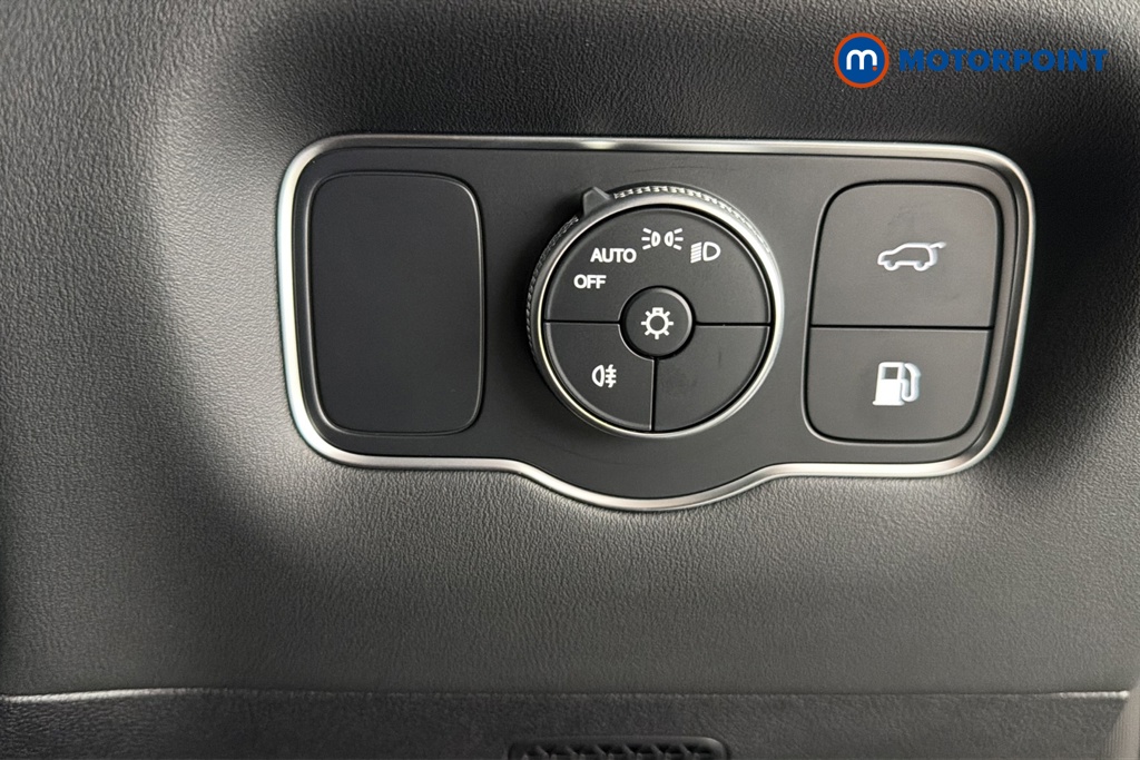 Chery Tiggo 8 Summit Automatic Petrol Plug-In Hybrid SUV - Stock Number (1682802) - 11th supplementary image