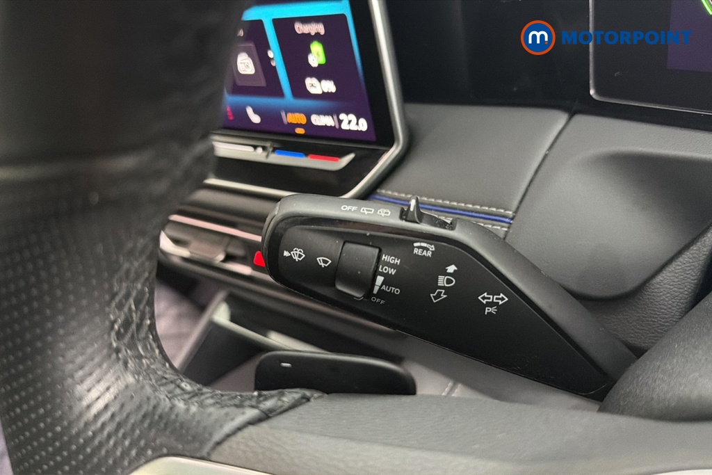 Volkswagen Tiguan R-Line Automatic Petrol Plug-In Hybrid SUV - Stock Number (1682853) - 5th supplementary image