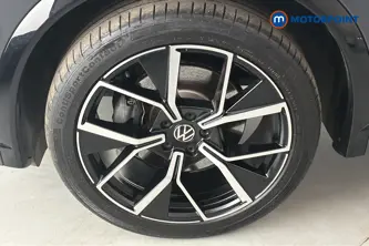 Volkswagen Tiguan R-Line Automatic Petrol Plug-In Hybrid SUV - Stock Number (1682853) - 44th supplementary image