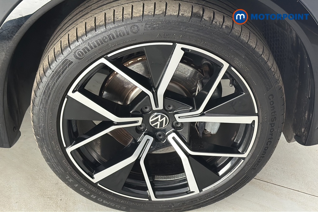 Volkswagen Tiguan R-Line Automatic Petrol Plug-In Hybrid SUV - Stock Number (1682853) - 47th supplementary image