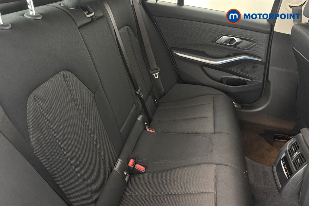BMW 3 Series Se Pro Automatic Petrol Plug-In Hybrid Estate - Stock Number (1682899) - 25th supplementary image