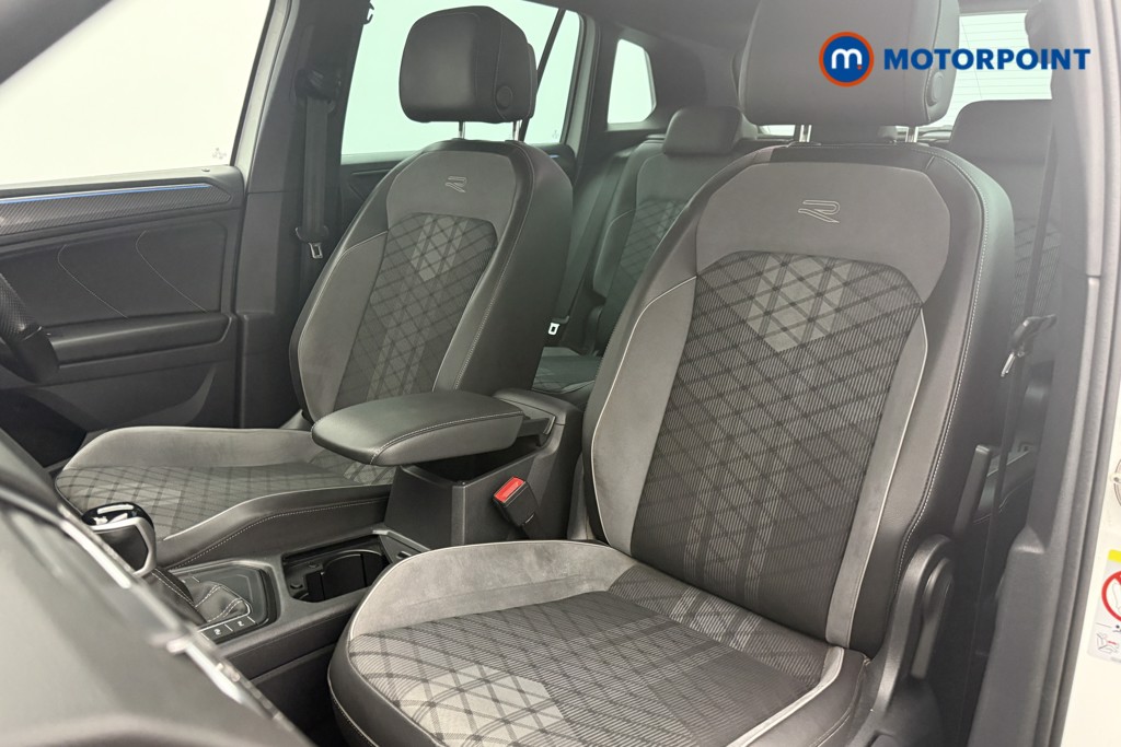 Volkswagen Tiguan R-Line Automatic Petrol SUV - Stock Number (1683129) - 3rd supplementary image