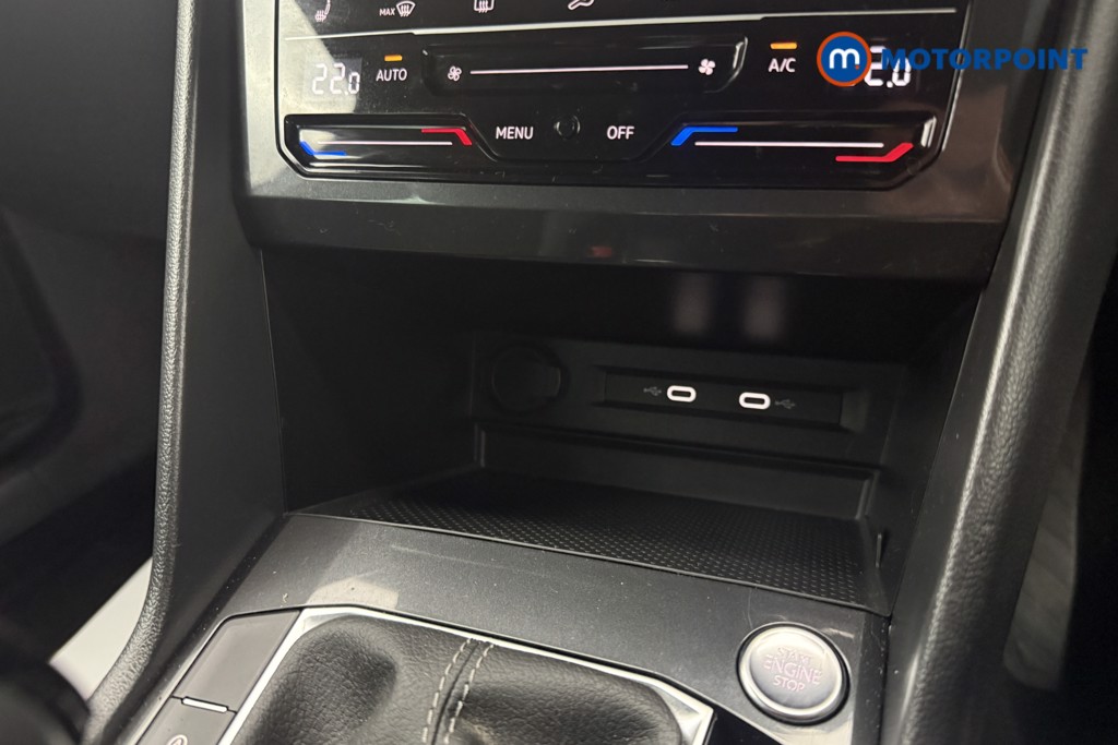 Volkswagen Tiguan R-Line Automatic Petrol SUV - Stock Number (1683129) - 17th supplementary image